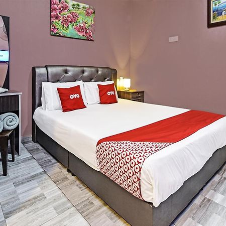 Oyo Home 90348 Inspire Rooms Pantai Cenang  Exterior photo