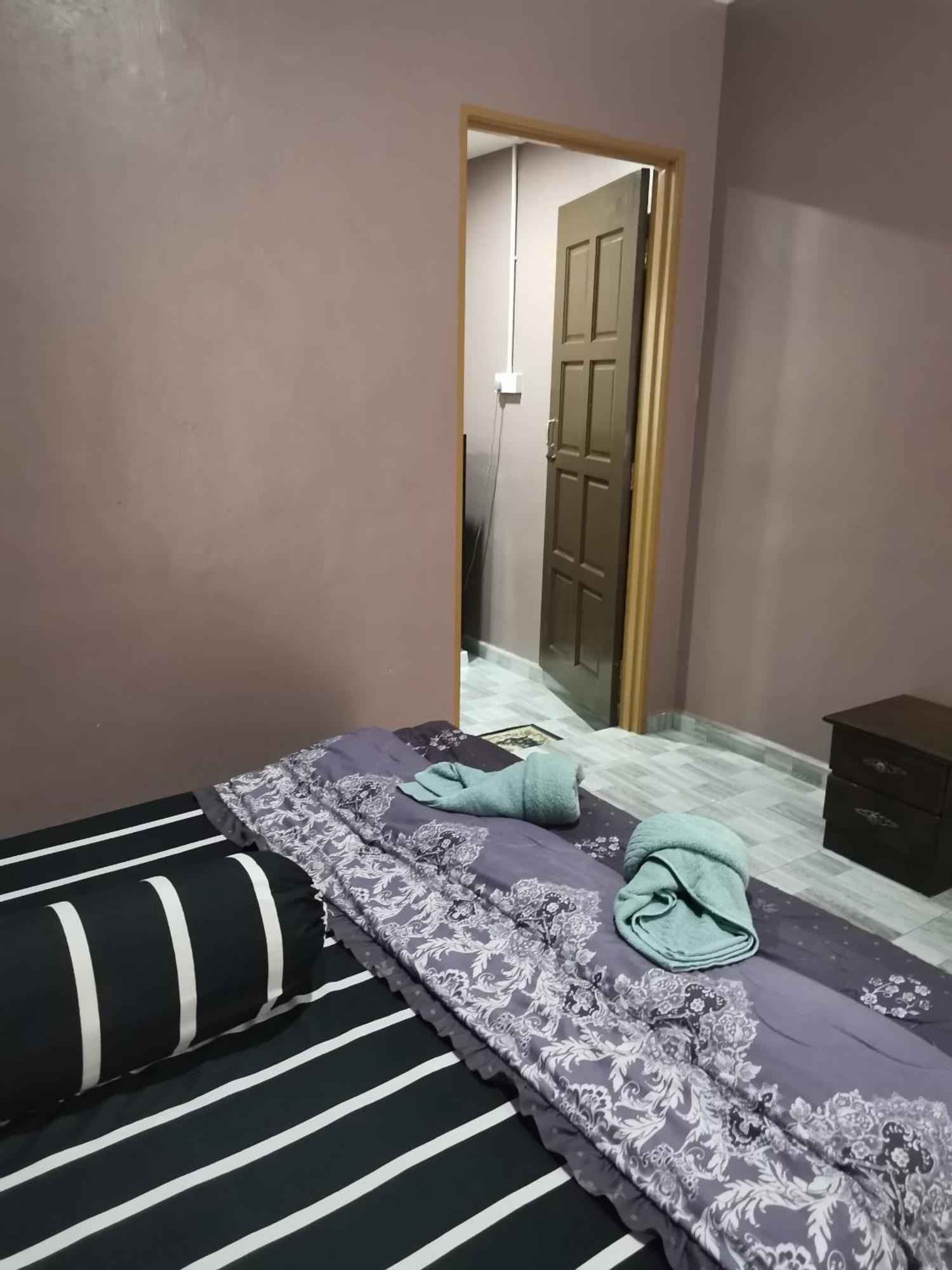 Oyo Home 90348 Inspire Rooms Pantai Cenang  Exterior photo