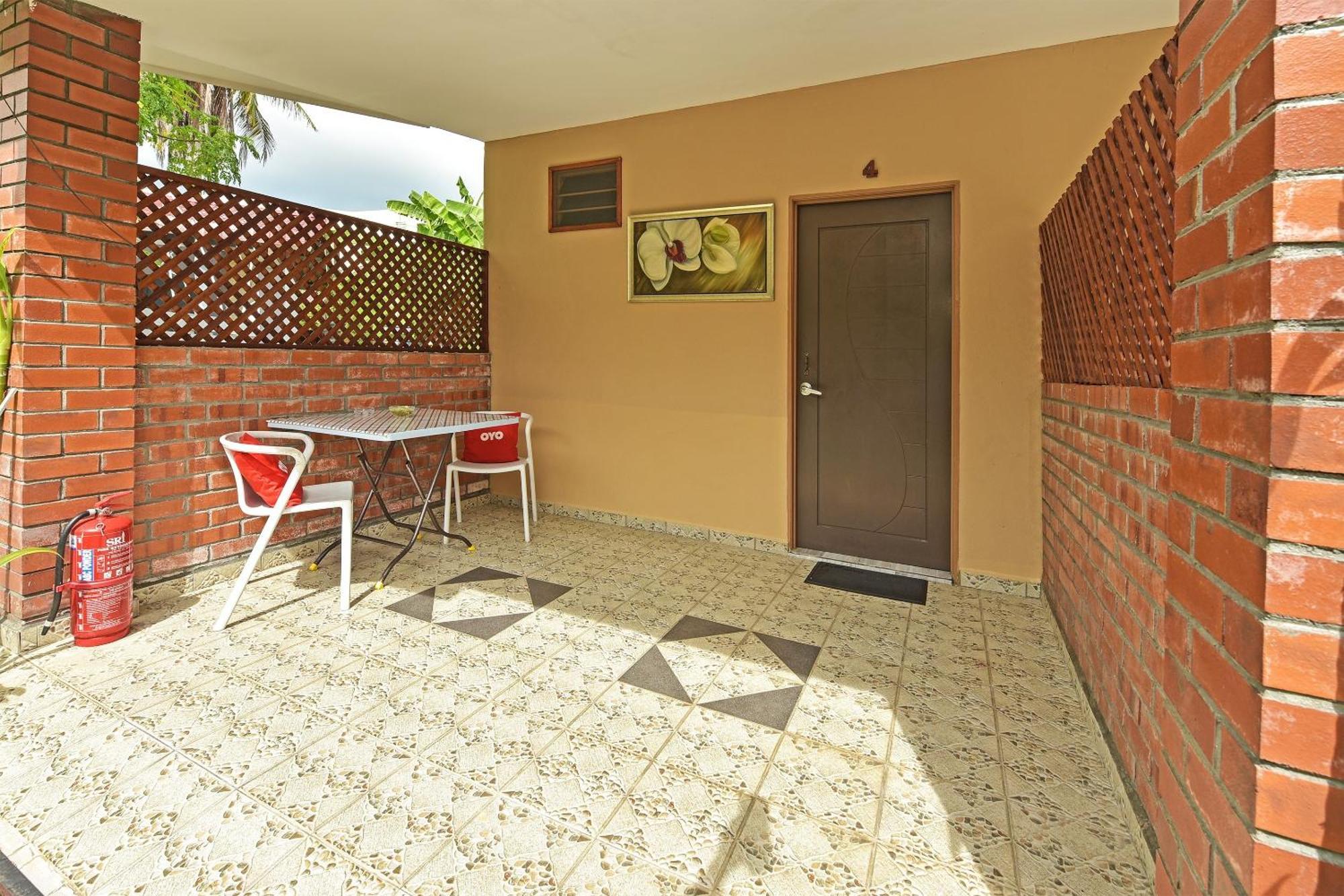 Oyo Home 90348 Inspire Rooms Pantai Cenang  Exterior photo