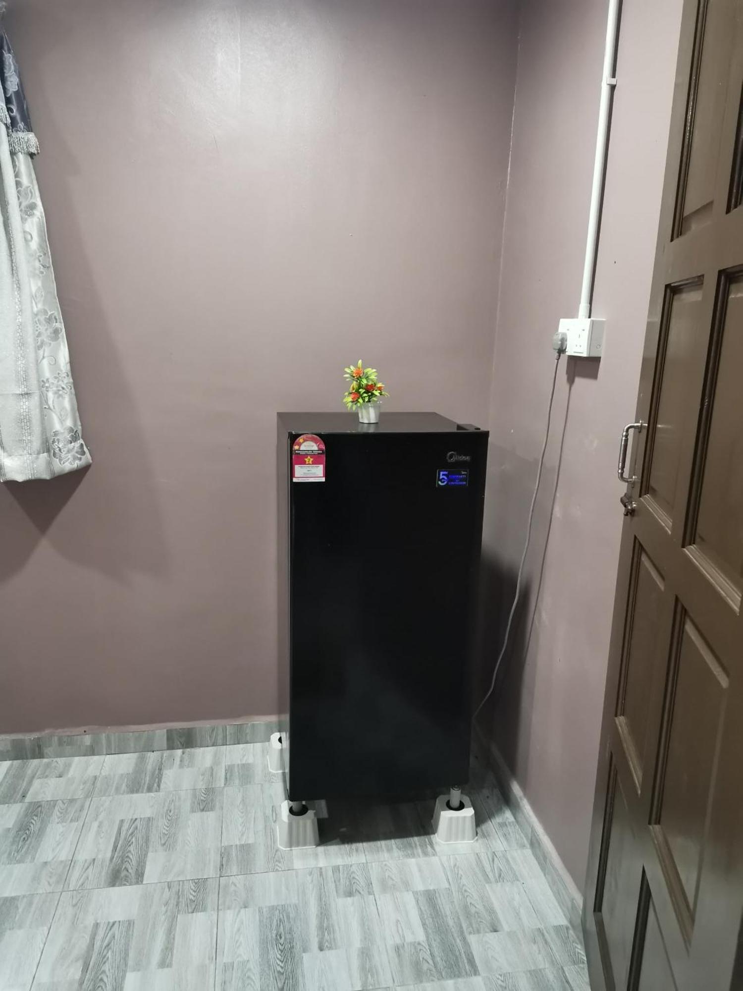 Oyo Home 90348 Inspire Rooms Pantai Cenang  Exterior photo