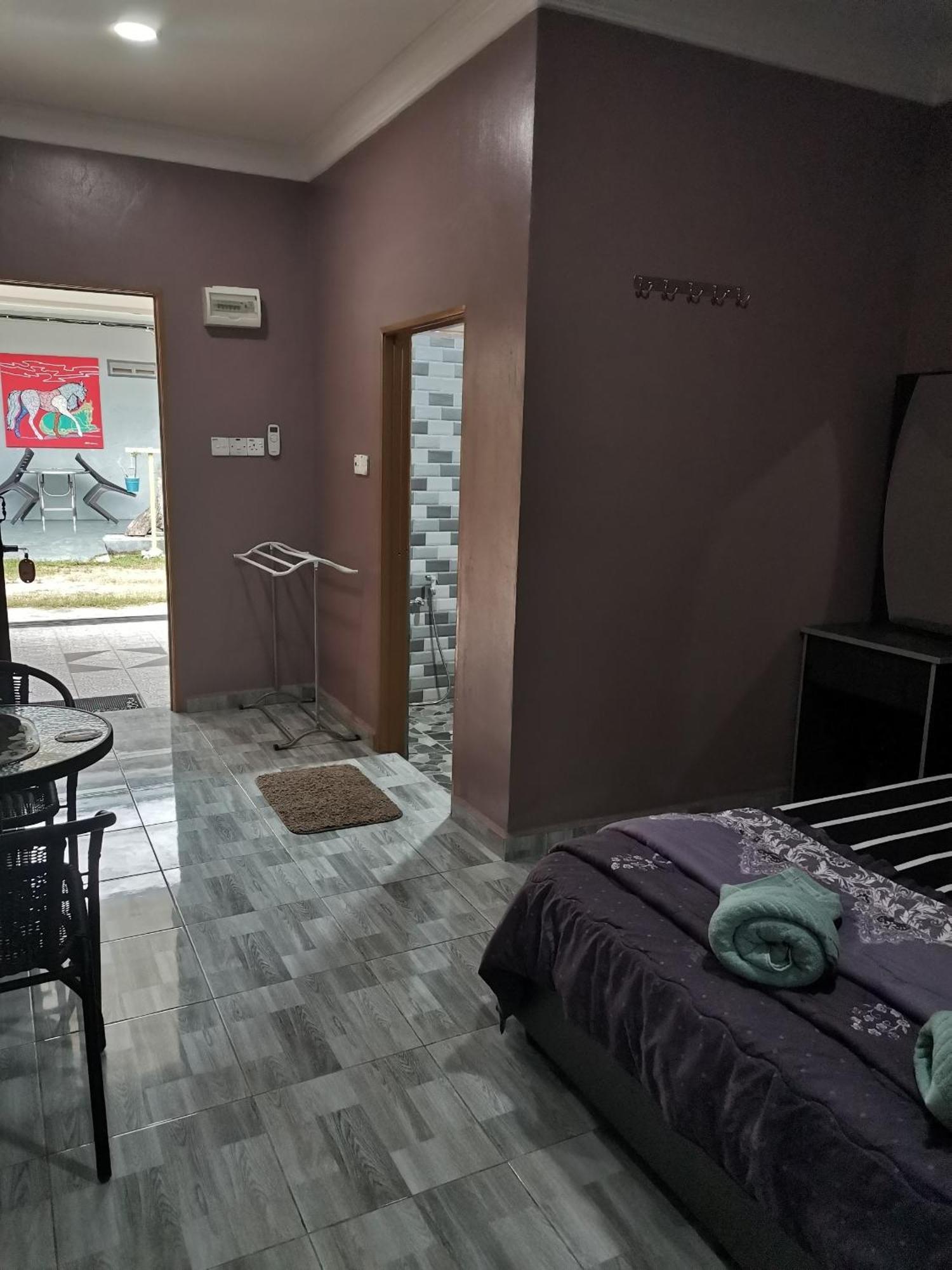Oyo Home 90348 Inspire Rooms Pantai Cenang  Exterior photo