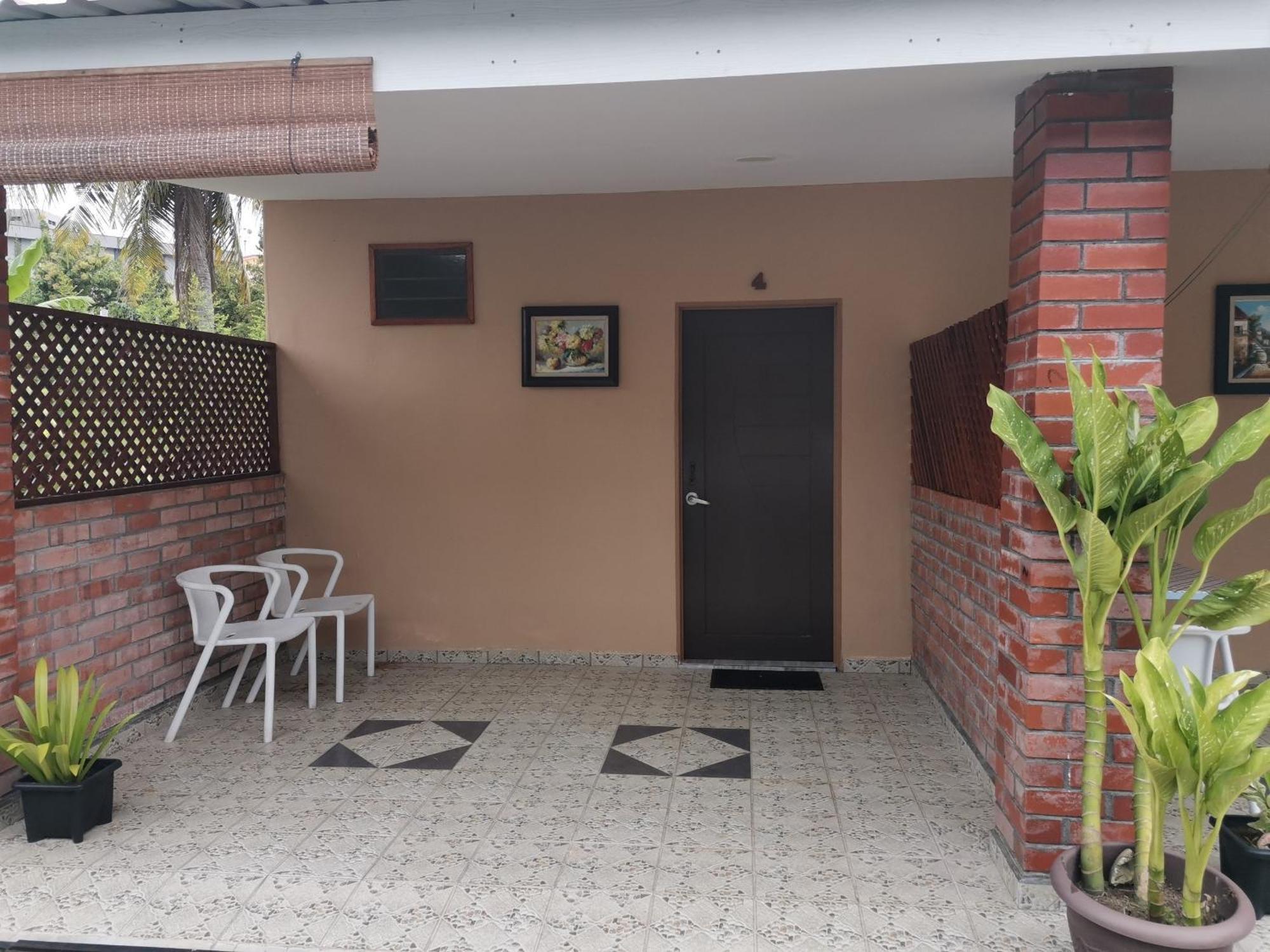 Oyo Home 90348 Inspire Rooms Pantai Cenang  Exterior photo