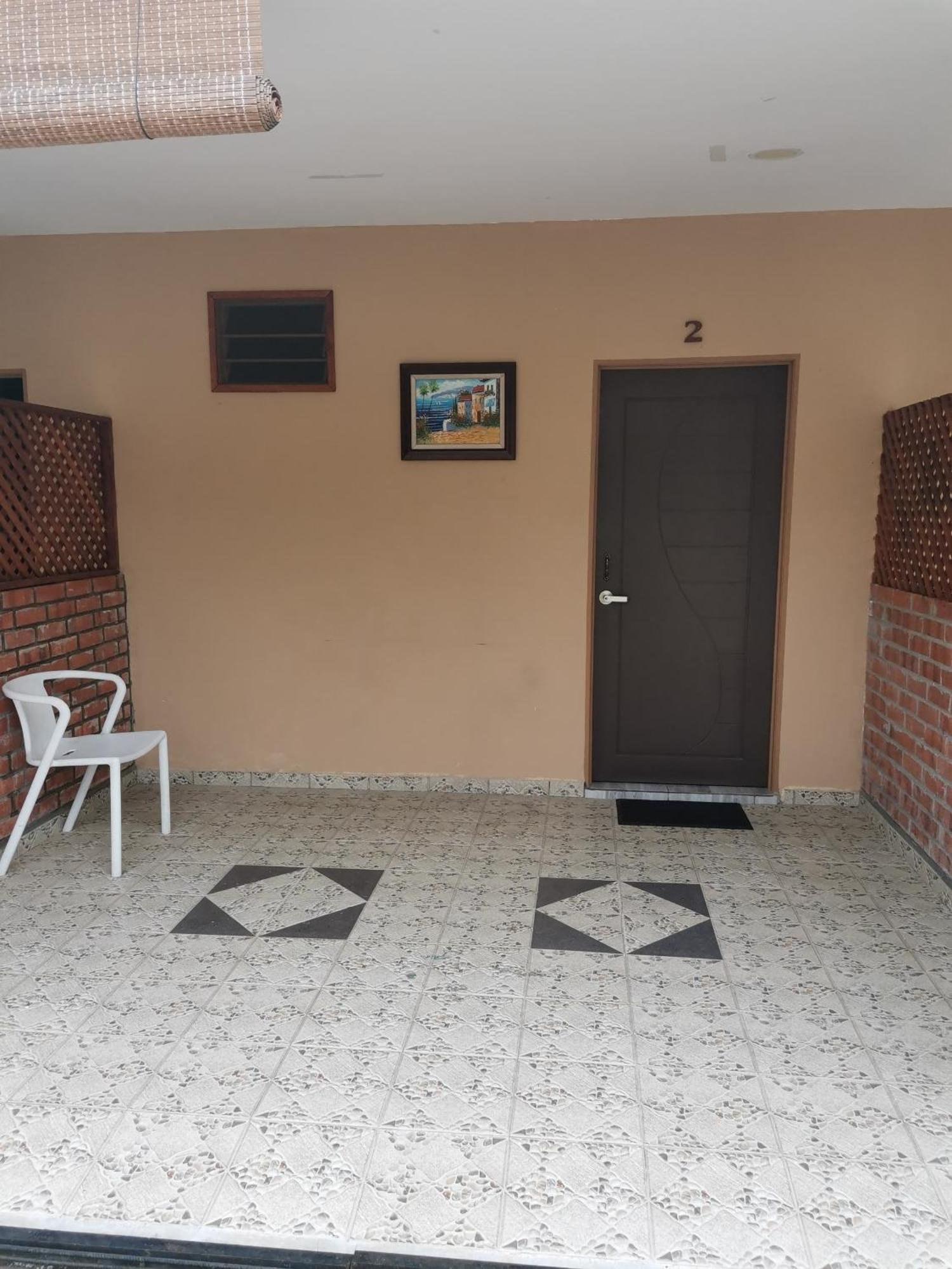 Oyo Home 90348 Inspire Rooms Pantai Cenang  Exterior photo